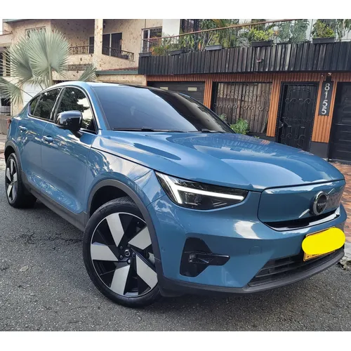 Volvo C40 2024 Azul Medellín
