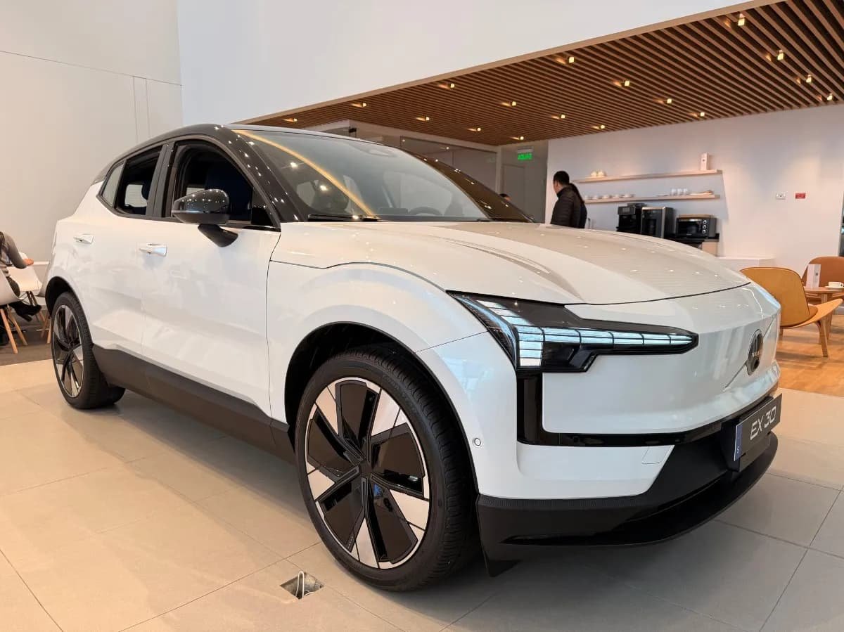 Volvo Ex30 Ultra 2025 Blanco