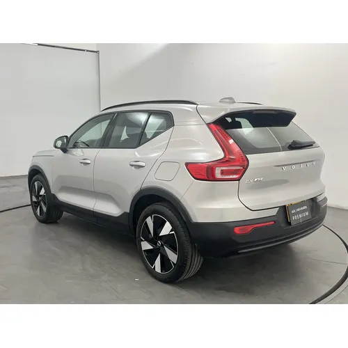Volvo EX40 2025 Plateado Bogotá