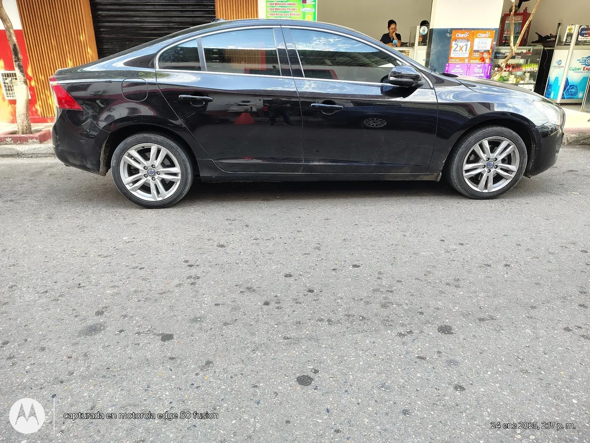 Volvo S 60 2013 Negro Melgar