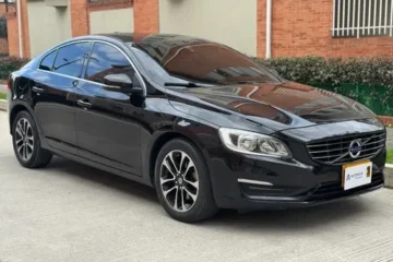 Volvo S60 2.0 T5 Momentum