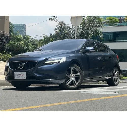 Volvo V40 2018 Azul Medellín