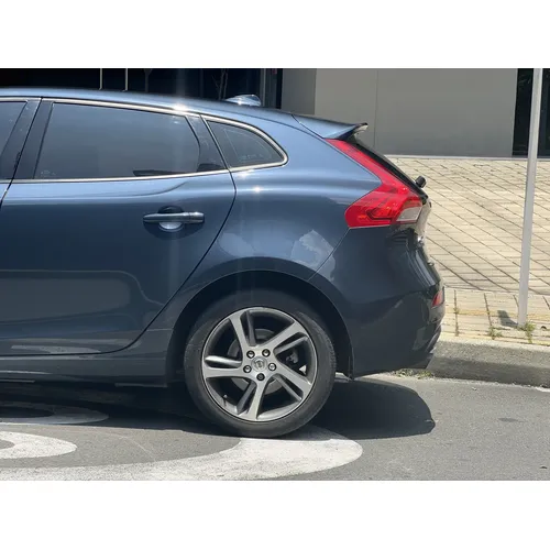 Volvo V40 2018 Azul Medellín