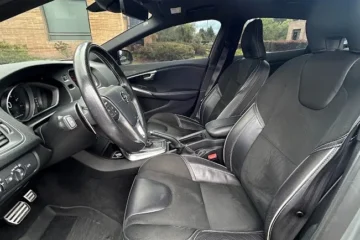 Volvo V40 T4 R-Design 2019 Plateado8