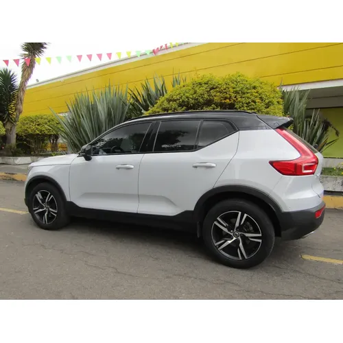 Volvo XC40 2020 Blanco Bogotá