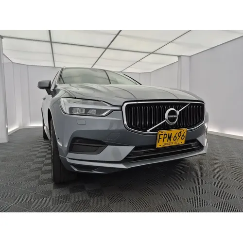Volvo XC60 2019 Gris Bogotá