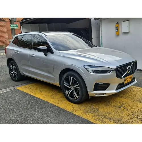 Volvo XC60 2021 Plateado Envigado