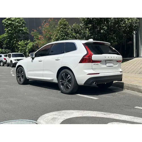 Volvo XC60 2021 Blanco Medellín