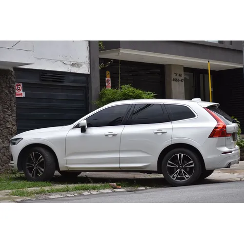 Volvo XC60 2021 Blanco Medellín
