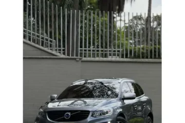 Volvo XC60 2.0 T6 R-design Awd