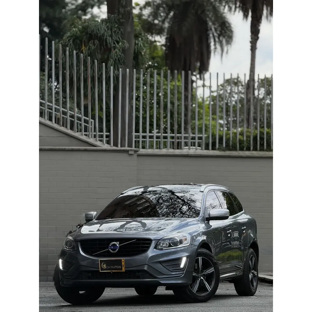 Volvo XC60 2016 Plateado Bogotá