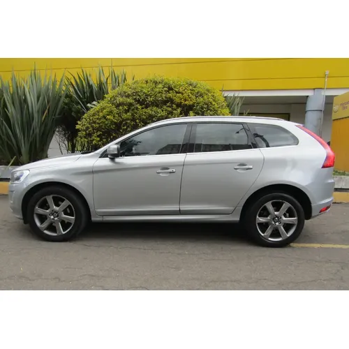 Volvo XC60 2015 Plateado Bogotá