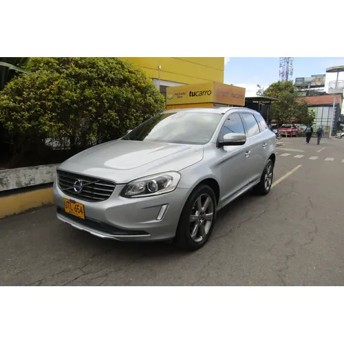 Volvo XC60 2015 Plateado Bogotá