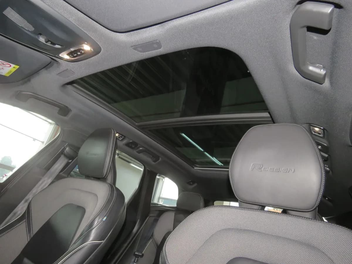 Volvo XC60 T5 AWD R-Design 2020 Plata