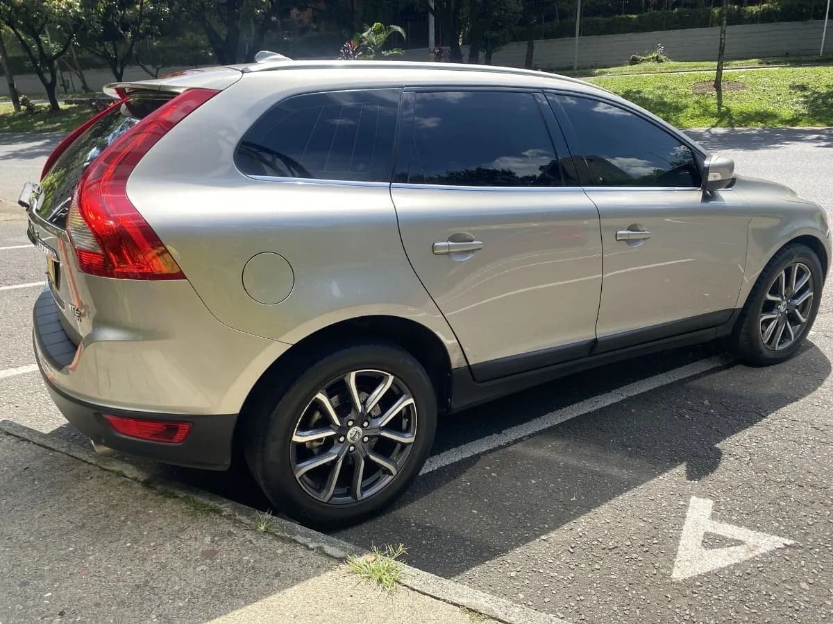 Volvo XC60 T6 Awd Turbo At 4x4 2013