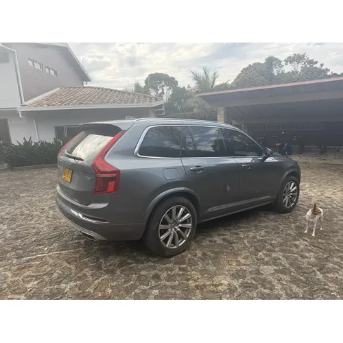 Volvo XC90 2019 Gris Medellín