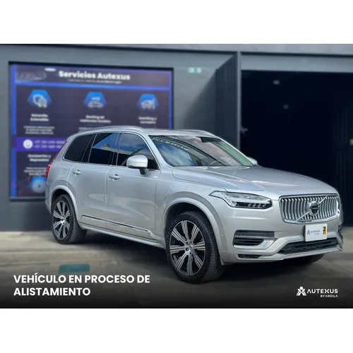 Volvo XC90 2022 Plateado Bogotá