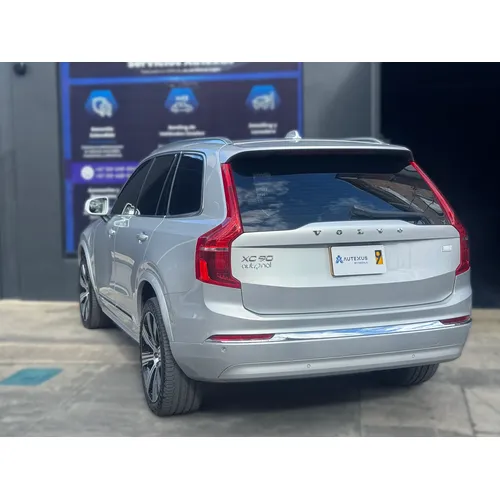 Volvo XC90 2022 Plateado Bogotá