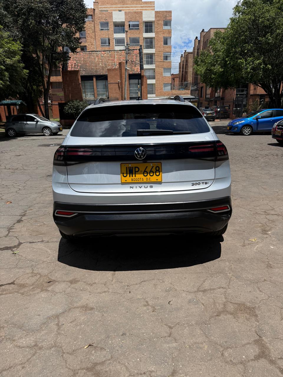 Volkswagen Nivus 2021 Gris Bogotá