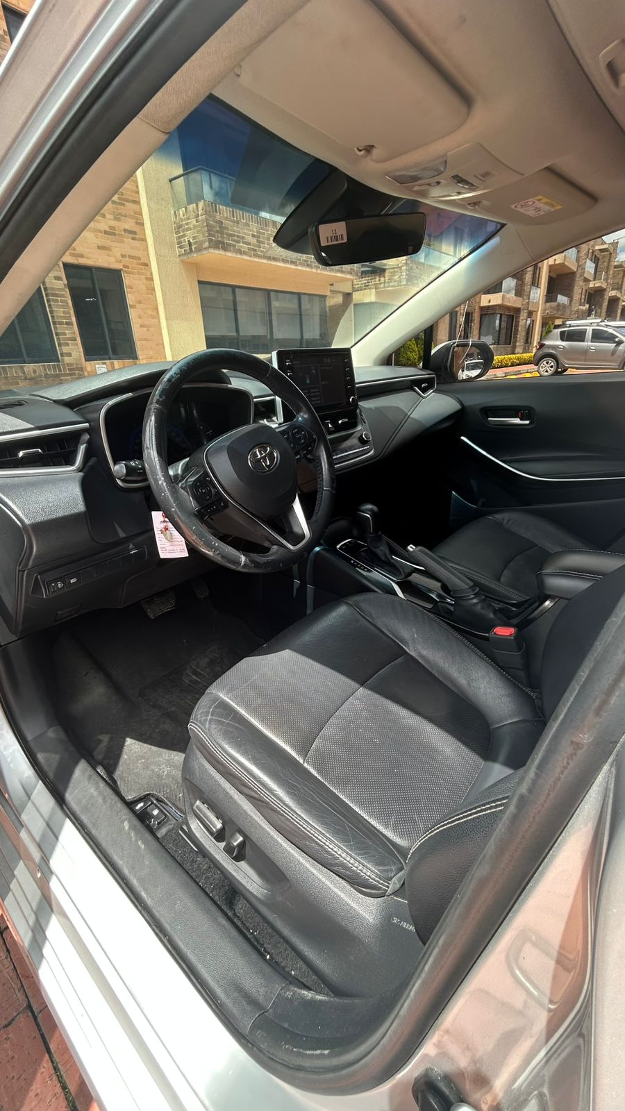 Toyota Corolla 2020 Plateado Bogotá
