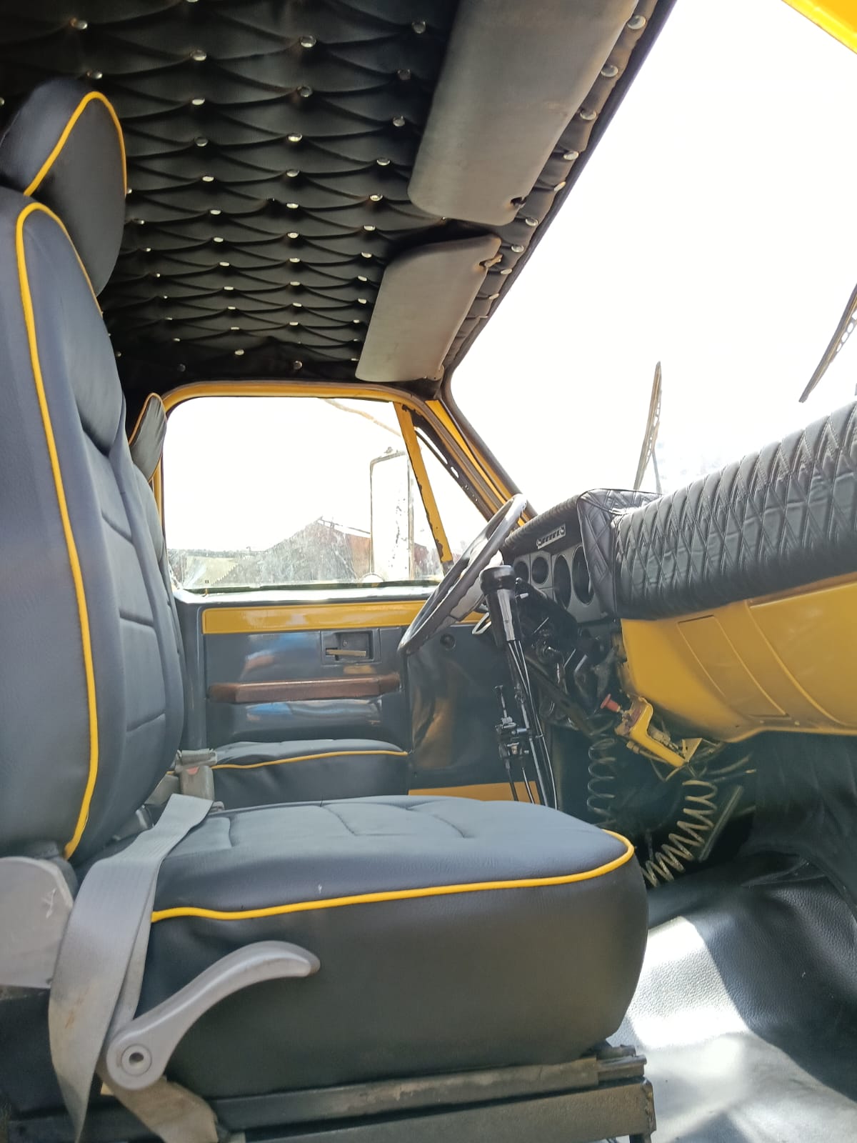 Chevrolet C 70 1985 Amarillo Pereira