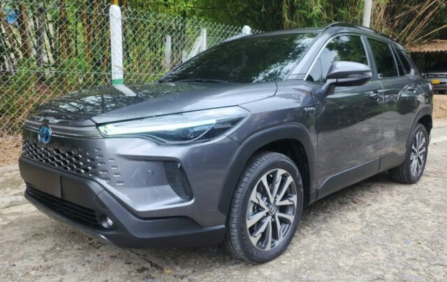 Toyota Corolla Cross 2026 Gris Floridablanca