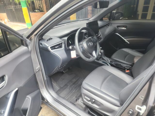 Toyota Corolla Cross 2026 Gris Floridablanca