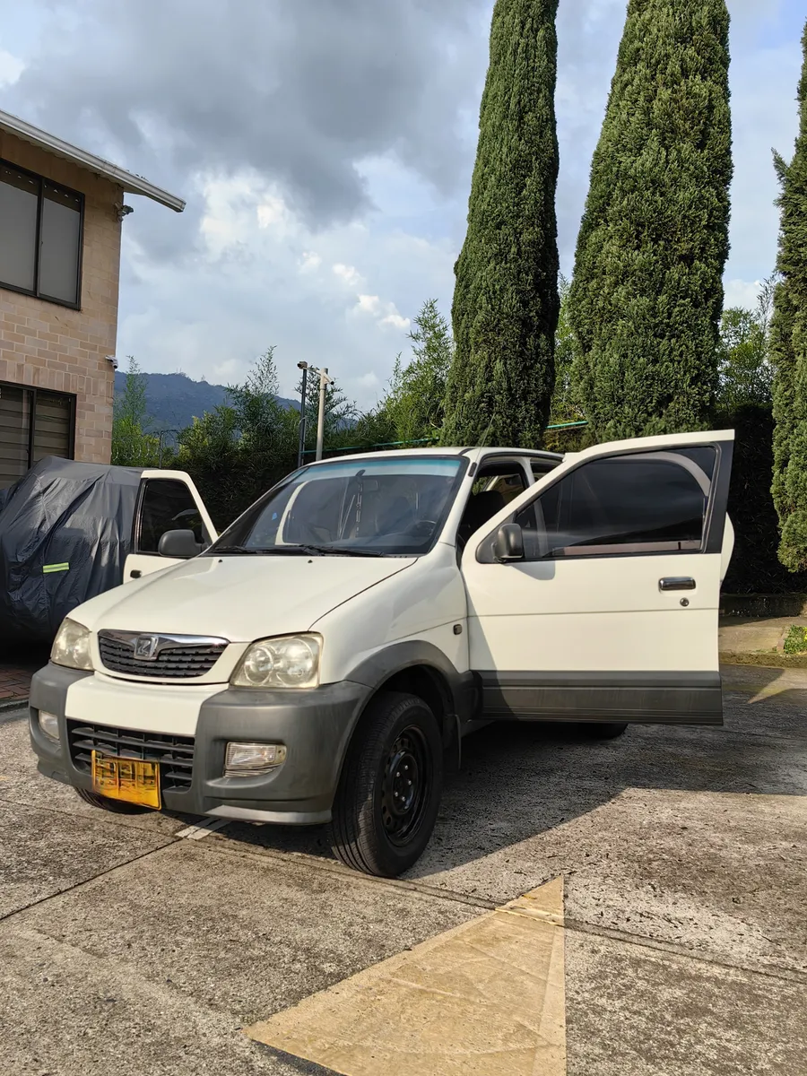 Zotye Nomada 2011 Blanco Dosquebradas