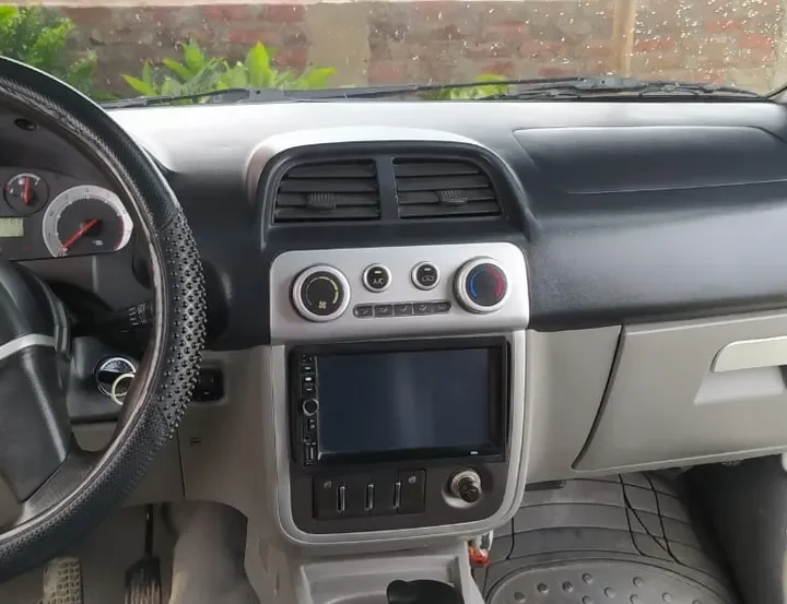 Zotye Nomada 1.6l año 2013 blanco3