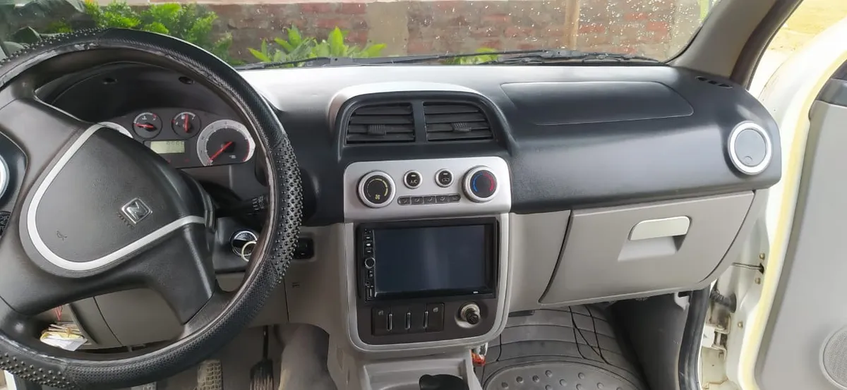 Zotye Nomada 2013 Blanco Guacarí