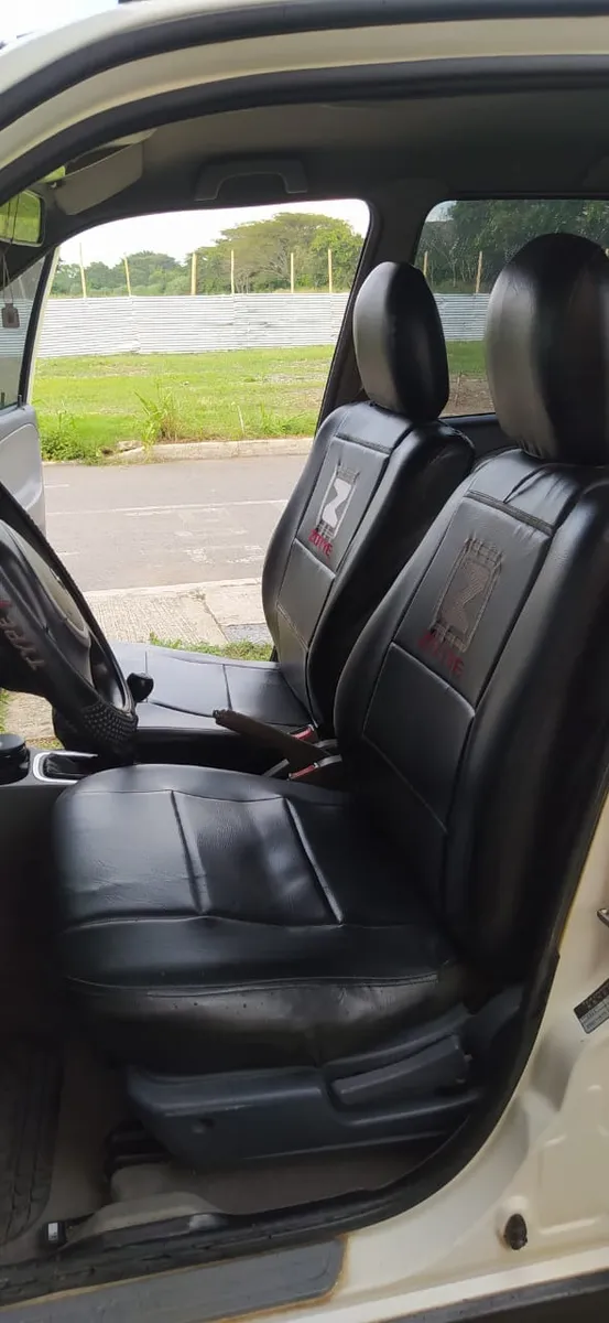 Zotye Nomada 2013 Blanco Guacarí