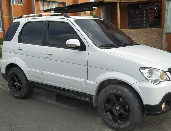 Zotye Nomada 1.6l año 2013 blanco8