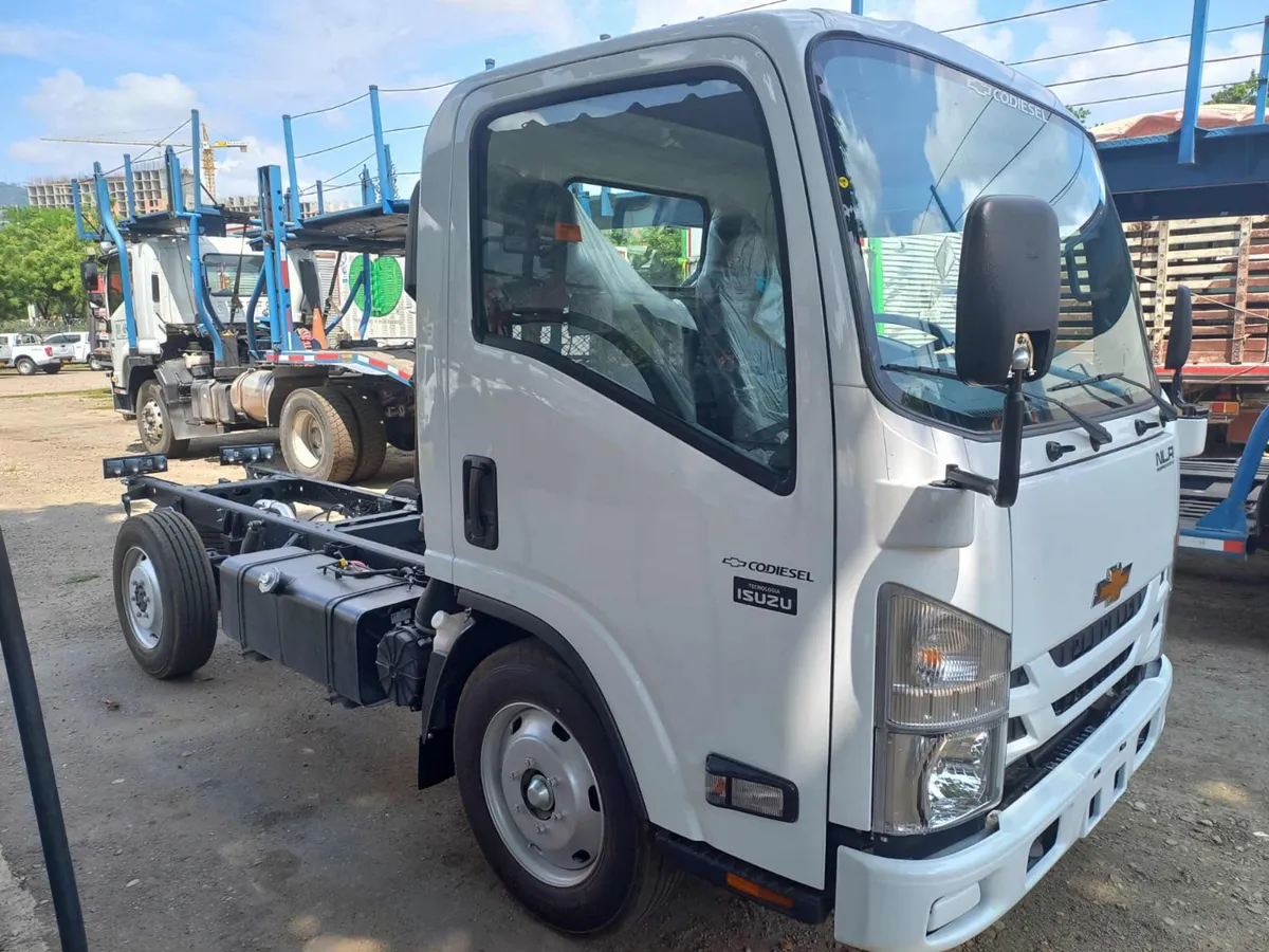 Chevrolet Isuzu 2025 Blanco Girón