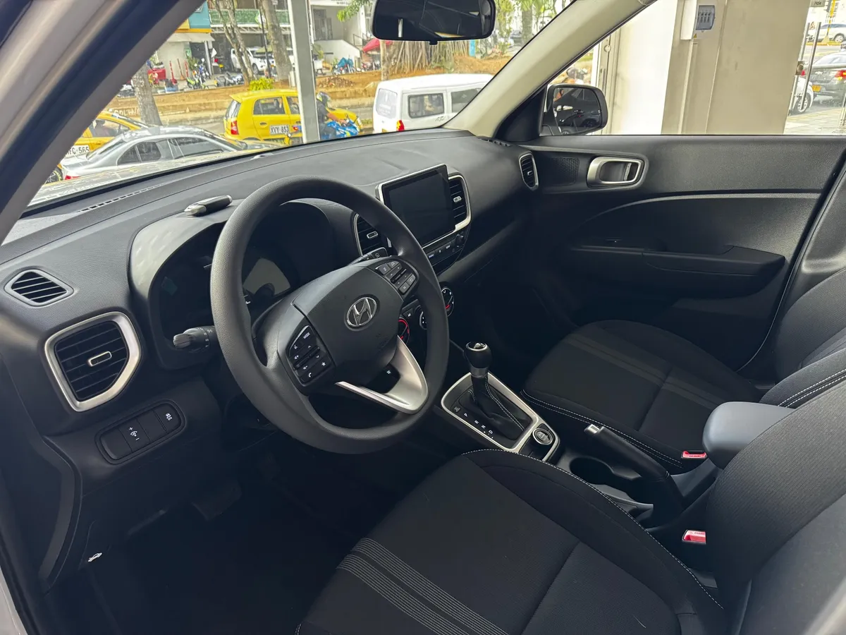 Hyundai Venue 2026 Blanco Bucaramanga