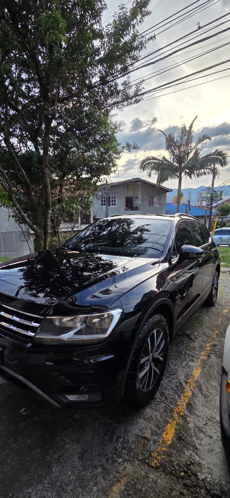 Volkswagen Tiguan Allspace 2018 Negro Medellín