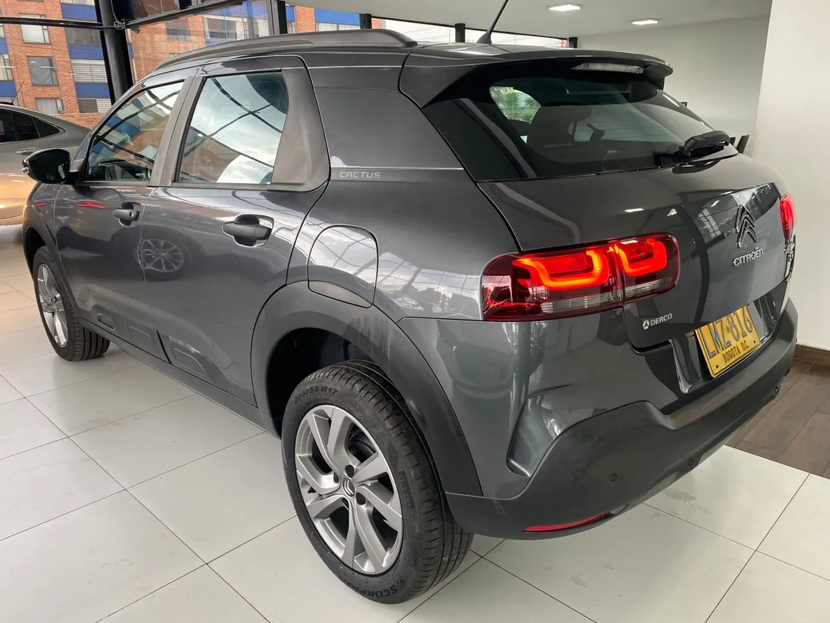 Citroën C4 2023 Gris Bogotá
