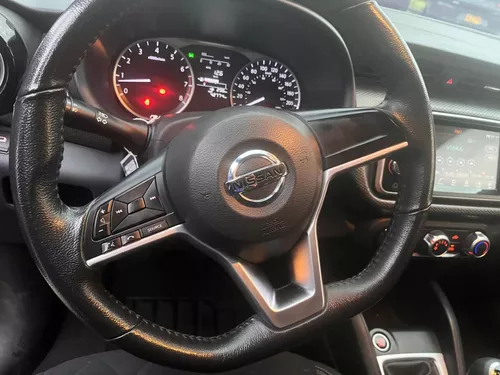 Nissan Kicks ADVANCE MECANICO