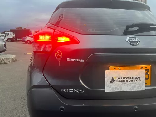 Nissan Kicks ADVANCE MECANICO