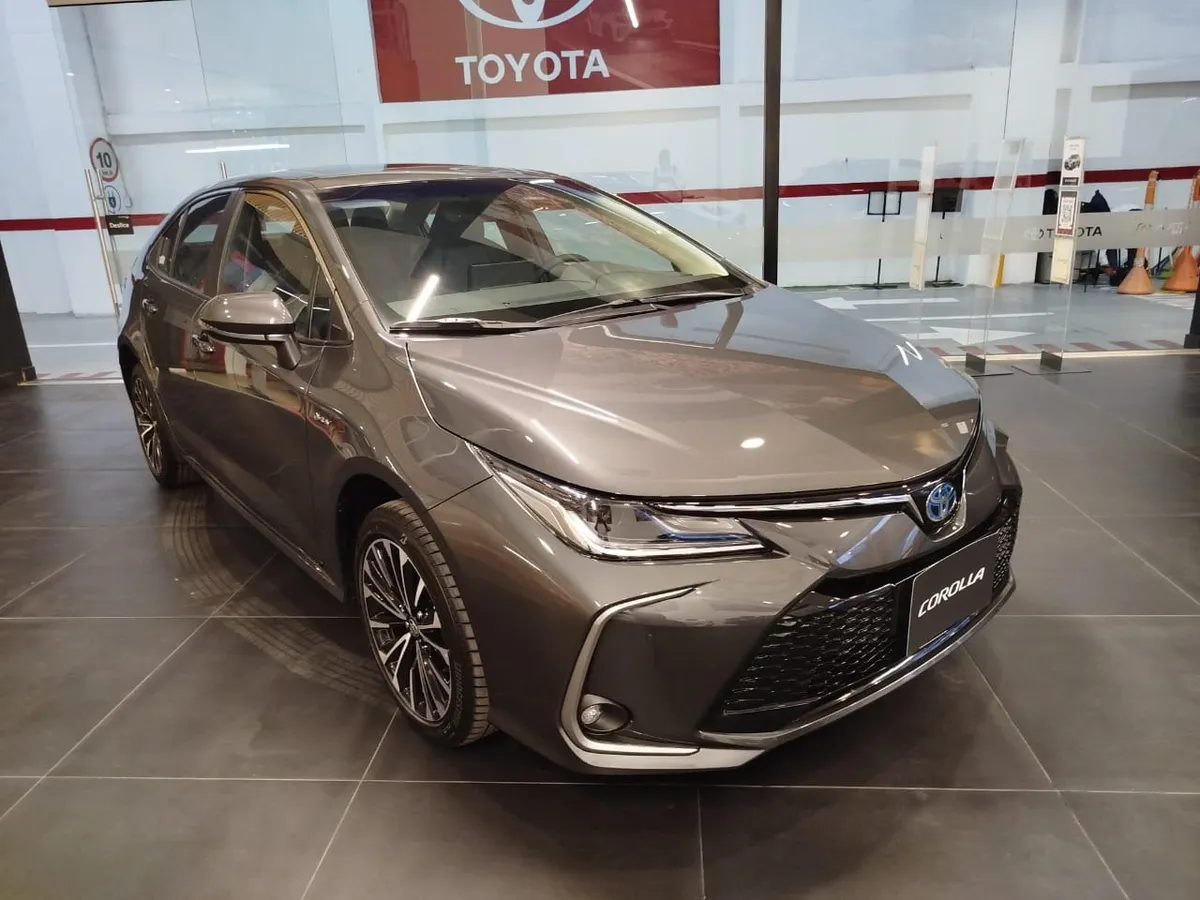 Toyota Corolla SEG 2026 Gris Barrancabermeja
