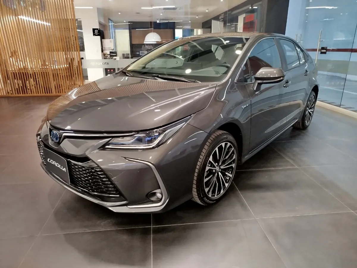 Toyota Corolla SEG 2026 Gris Barrancabermeja