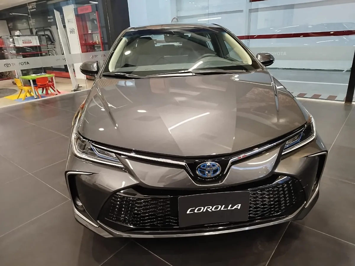 Toyota Corolla SEG 2026 Gris Barrancabermeja
