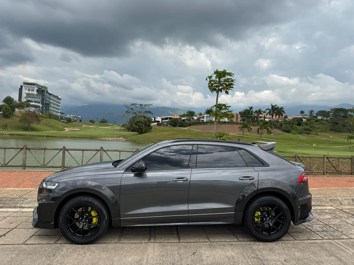 Audi Q8 2019 Gris Floridablanca