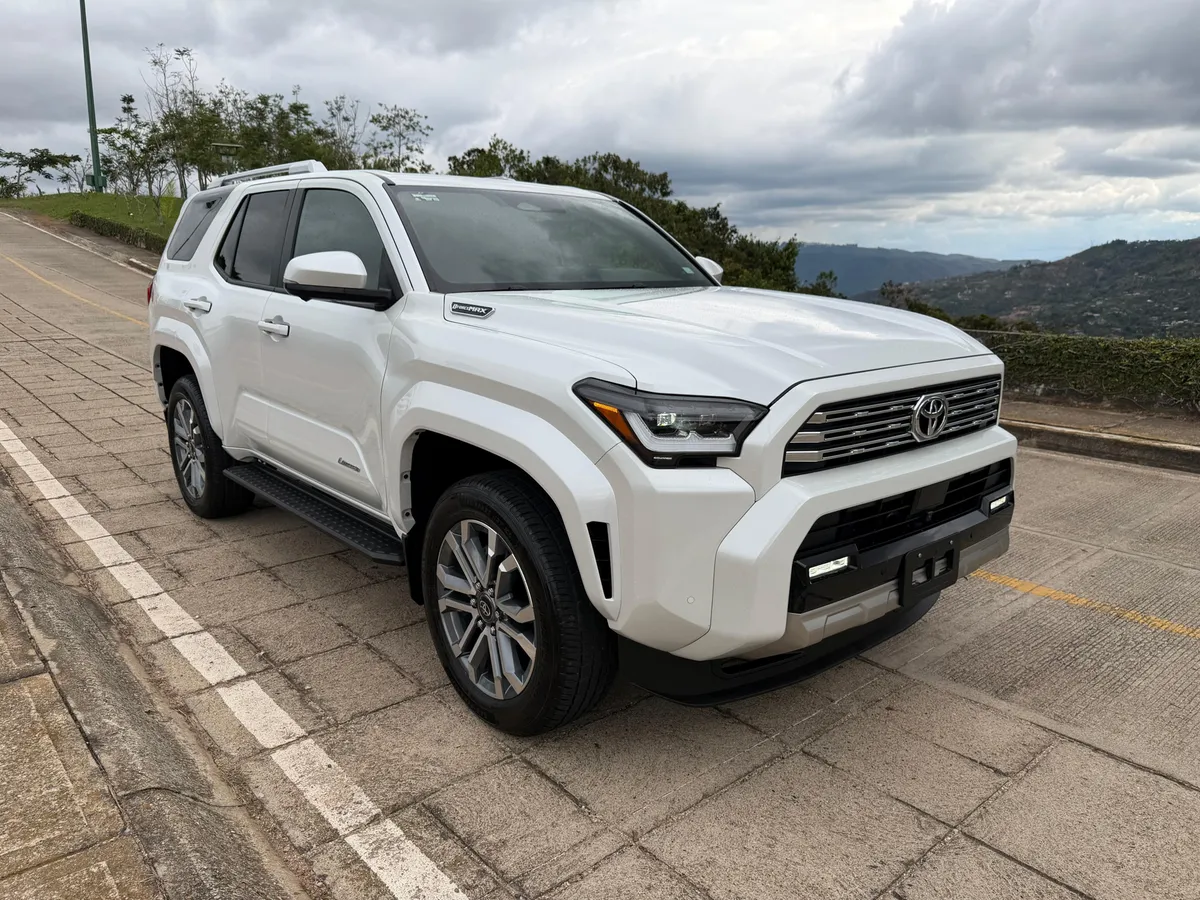 Toyota 4Runner 2025 Blanco Bucaramanga