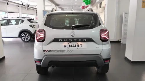 Renault Duster 2026 Gris Medellín