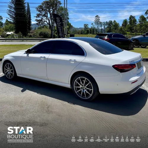 Mercedes-Benz E 300e 2023 Blanco Medellín