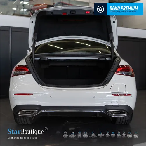 Mercedes-Benz E 300e 2023 Blanco Medellín