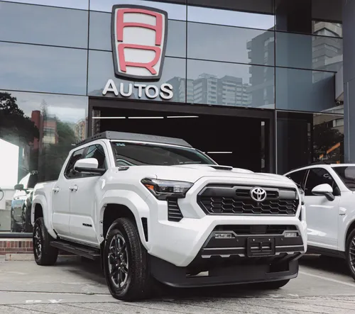 Toyota Tacoma TRD Sport 2025 Blanco Medellín