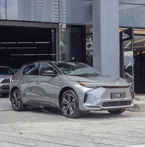 Toyota bZ 4X 2025 Gris Medellín