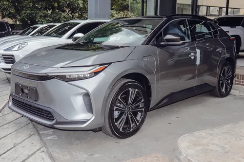 Toyota bZ 4X 2025 Gris Medellín